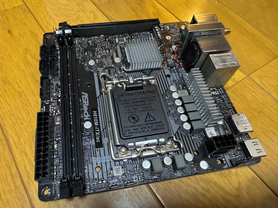 レ*イ様 ASRock H610M-ITX/ac Mini-ITX