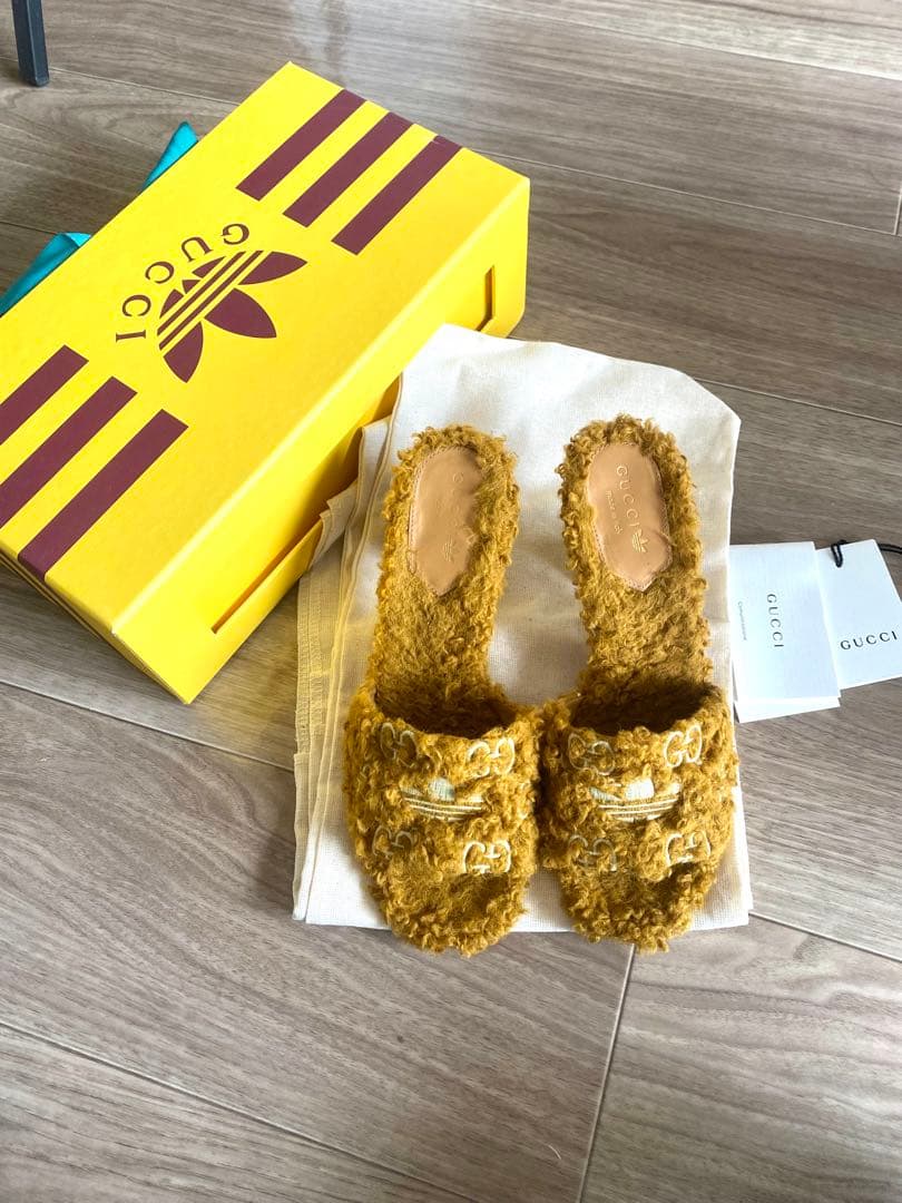 GUCCI adidas x GUCCI スライドサンダル　ミュール