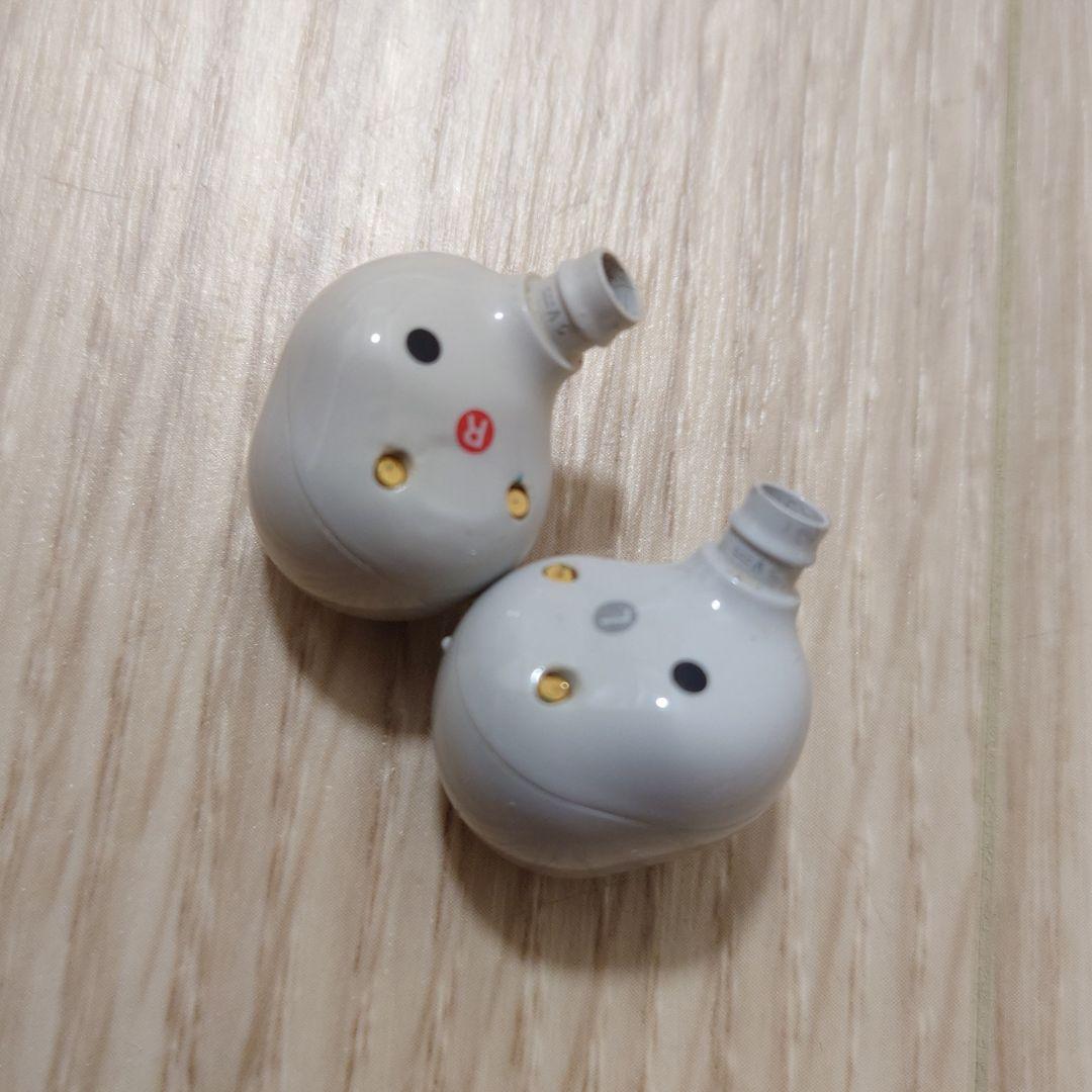 ソニー WF-1000XM5 プラチナシルバー 付属品あり イヤホン SONY