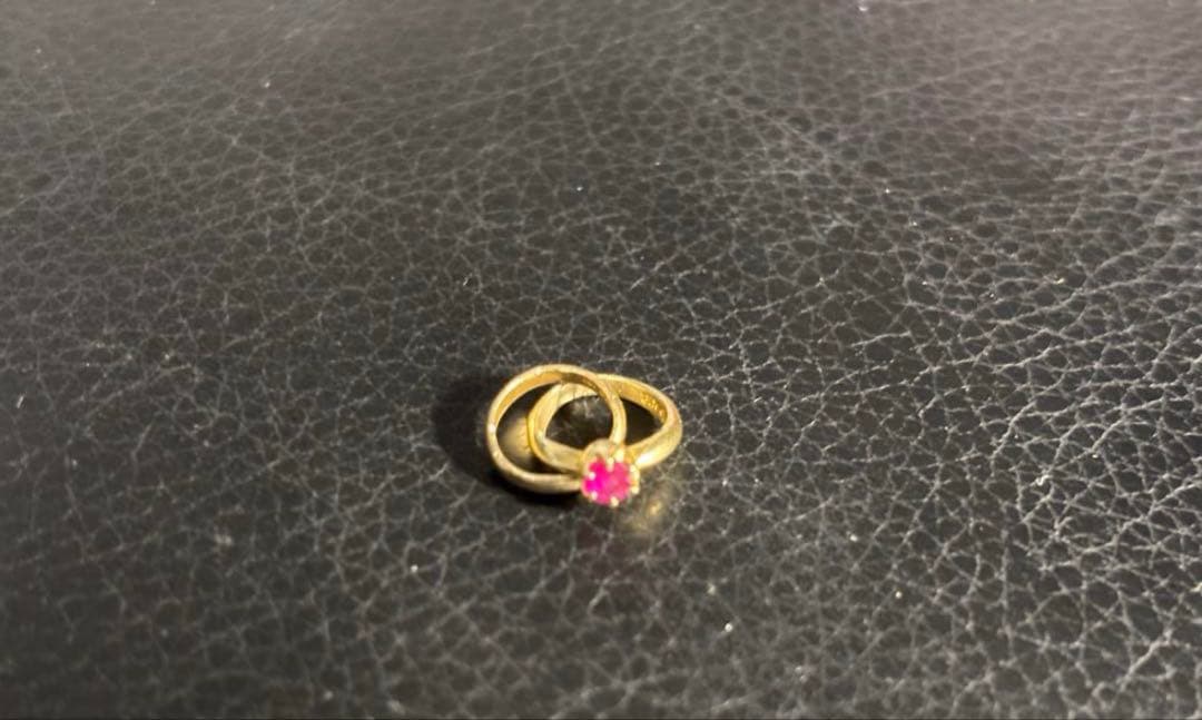 【鑑定済】K18 2連ベビーリング　天然石ルビー