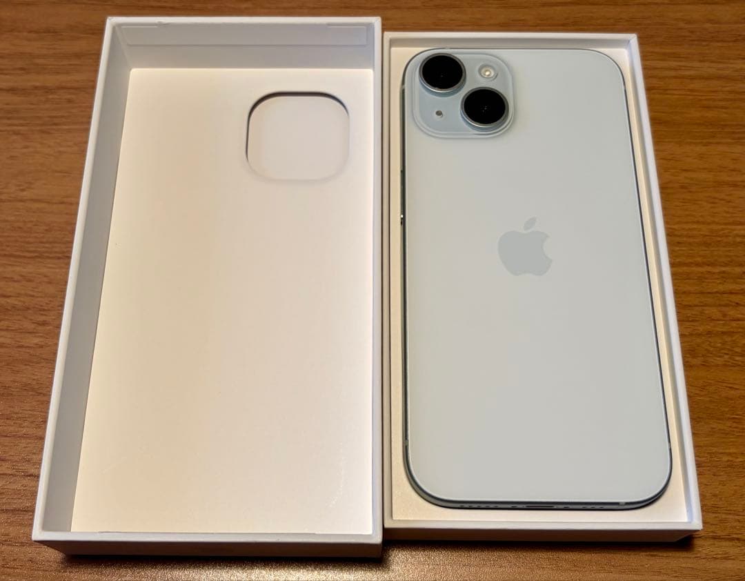 【美品】iPhone 15 128GB ブルー SIMフリー ケース＆フィルム付