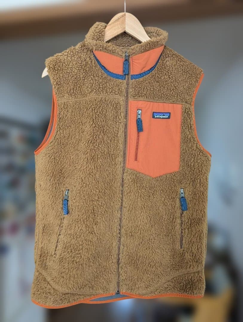 て*て様 パタゴニア ベスト メンズ 防寒 アウトドア M