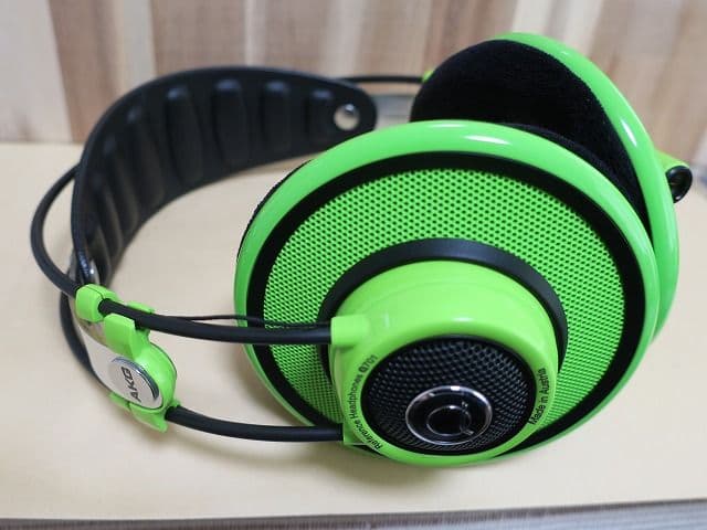 AKG Q701 ヘッドホン(グリーン)