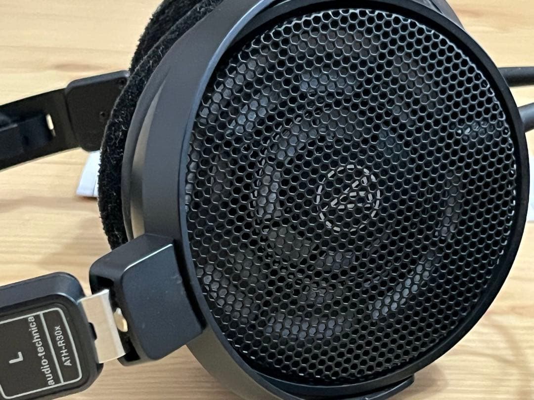 audio-technica ATH-R30x ヘッドホン　開放型