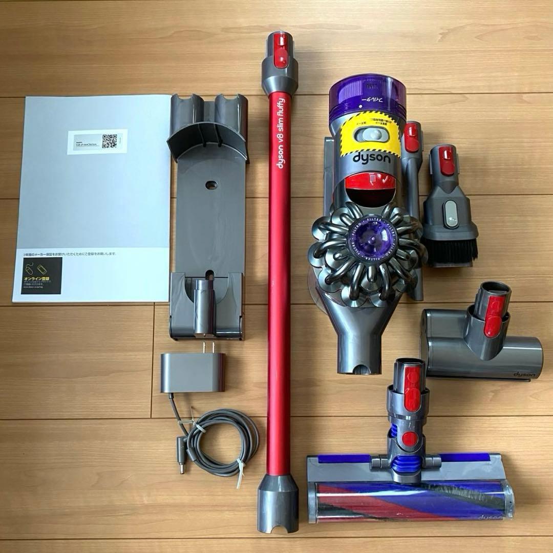 Dyson V8 コードレス掃除機 各種アタッチメント付き ジャンク品