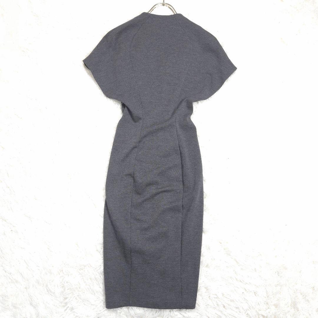 Salvatore Ferragamo 40 ワンピース ロング 半袖 Vネック