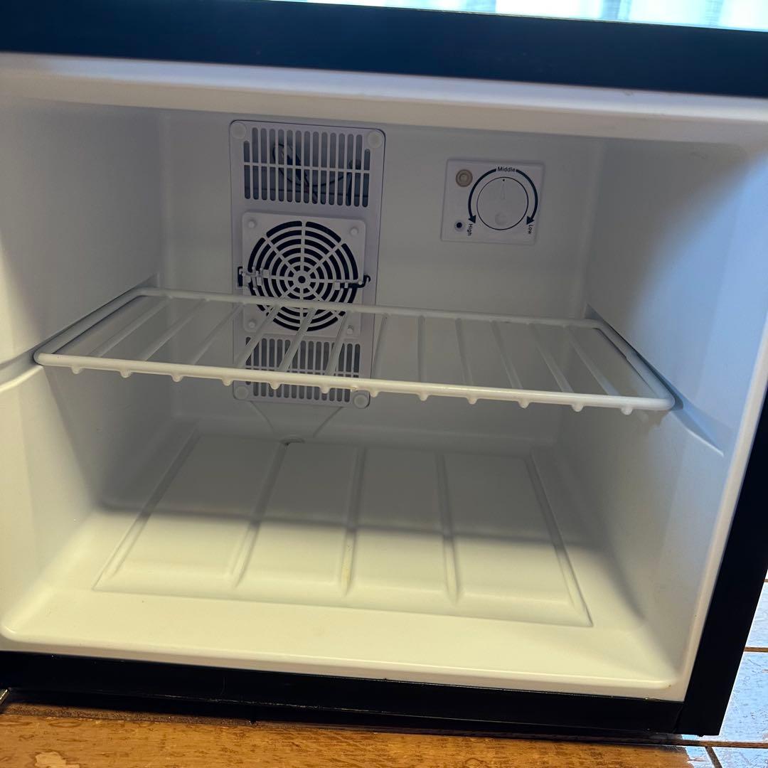 Peltism Proシリーズ　17リットル型小型冷蔵庫