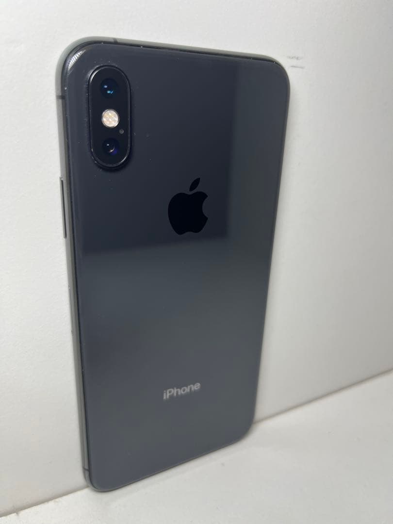 Apple iPhone Xs スペースグレー 本体