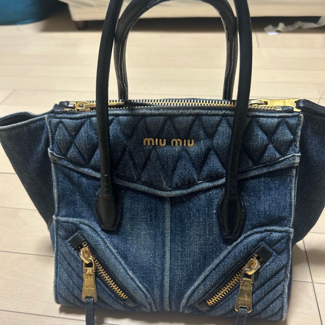 MIU MIU デニムキルティングハンドバッグ