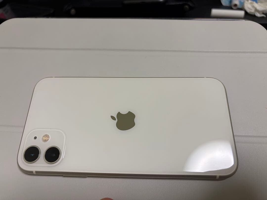 iPhone11 ホワイト128Gb SIMフリー