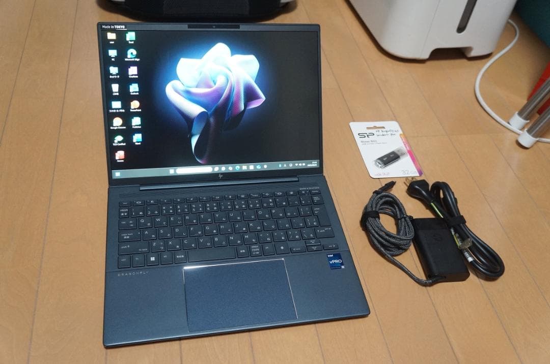Windowsノート本体 HP Dragonfly G3 i5 16GB 256GB LTE Office