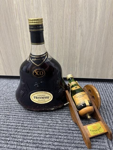 【古酒】Hennessy XO コニャック 金キャップ 700ml おまけ付き