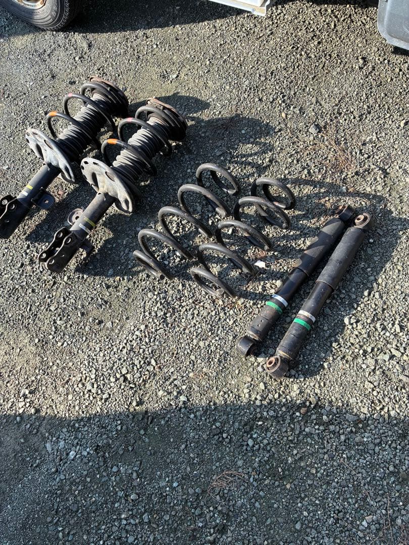 30 アルファード　純正ショック一式　ヴェルファイア　車高調