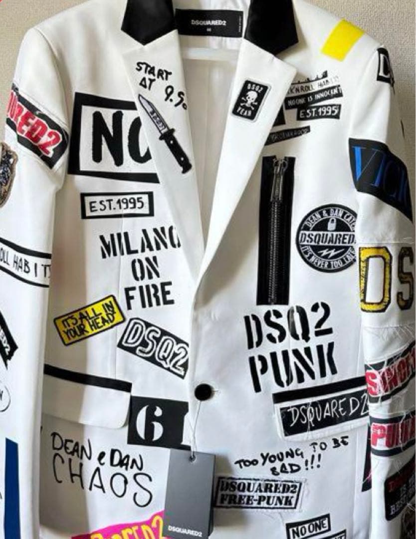 ディースクエアード★DSQUARED2 ★テーラードジャケット★ワッペン★白