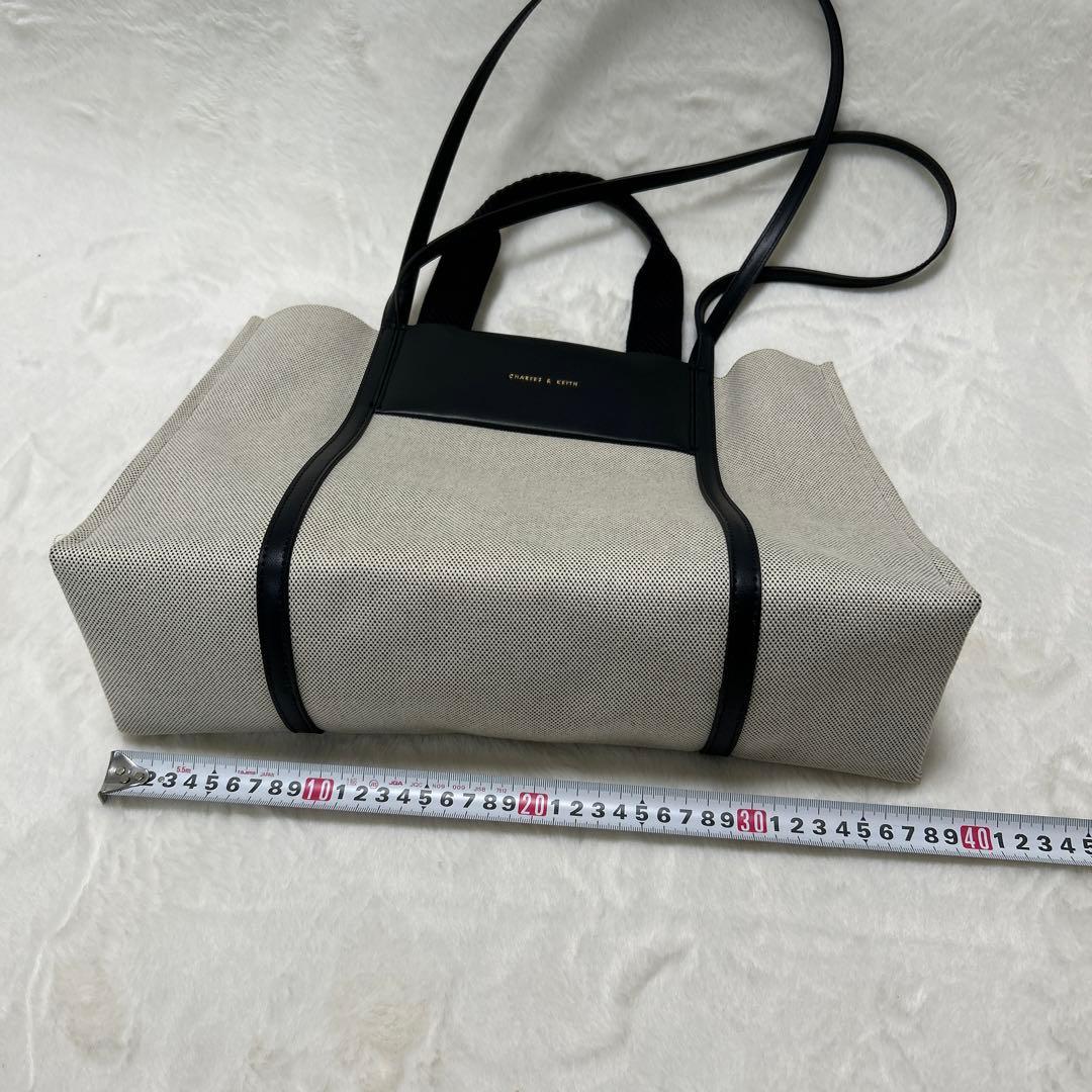 ✨値引き✨チャールズアンドキース シャリア ラージダブルハンドル　トートバッグ