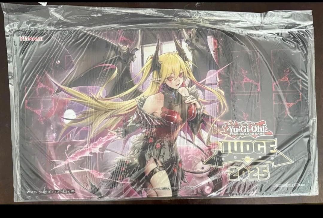 遊戯王 公式 JUDGE 2025 紅涙の魔ラクリモーサ プレイマット 北米版