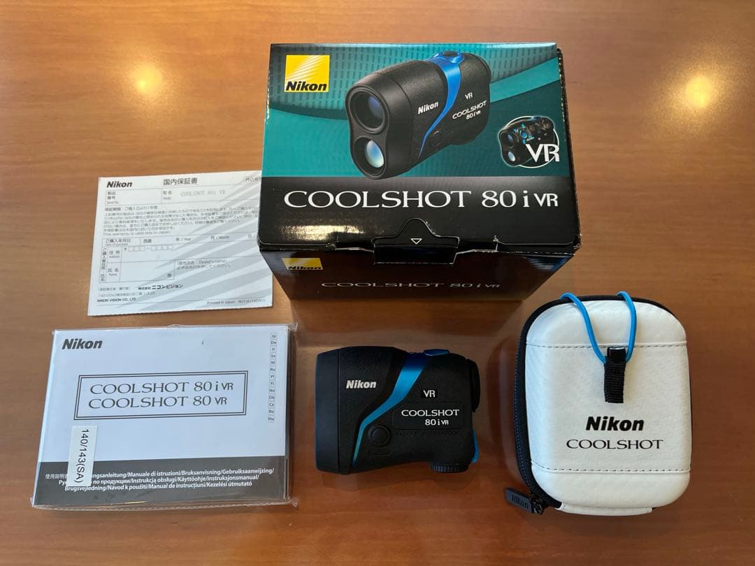 Nikon COOLSHOT 80i VR レーザー距離計、専用ケース付き。