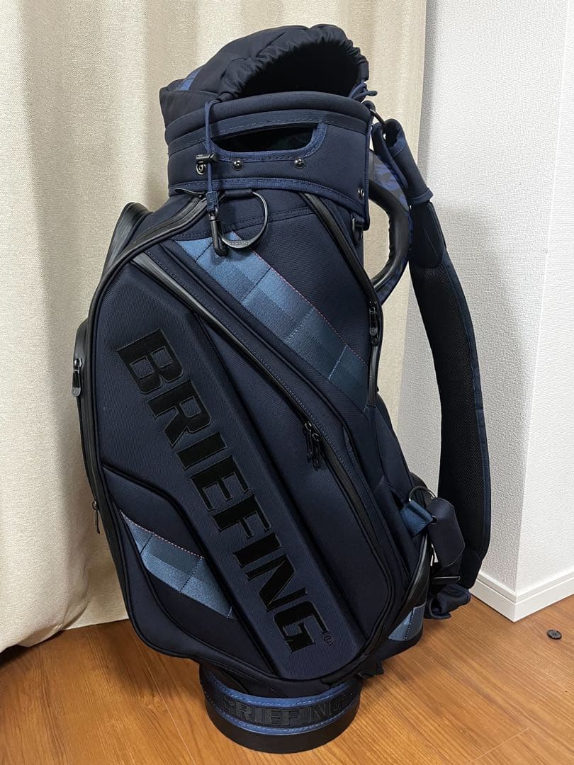 BRIEFING キャディバッグ・アイアンヘッドカバー