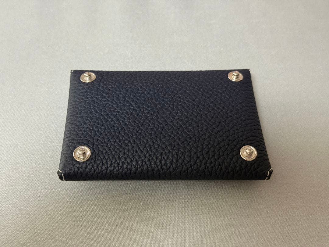 【極美品】ボナベンチュラ　iPhone 16 Pro用ケース・ストラップセット