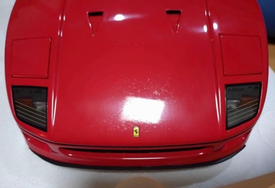 フェラーリ F40 1/12 ダイキャストカー