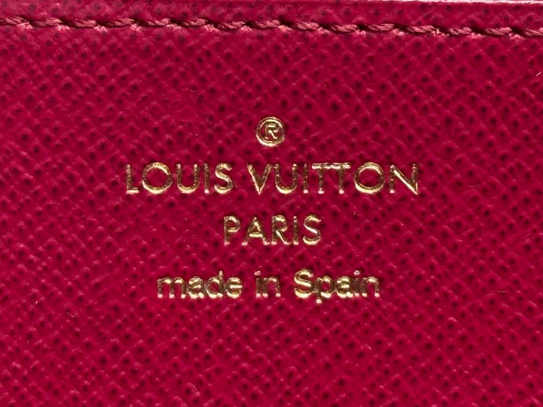 美品！新型LOUIS VUITTONルイヴィトン　ジッピーウォレット　フィーシャ