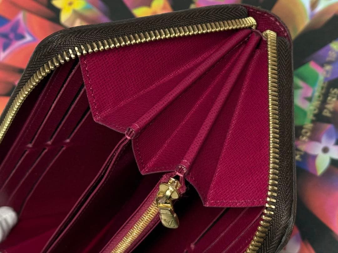 美品！新型LOUIS VUITTONルイヴィトン　ジッピーウォレット　フィーシャ