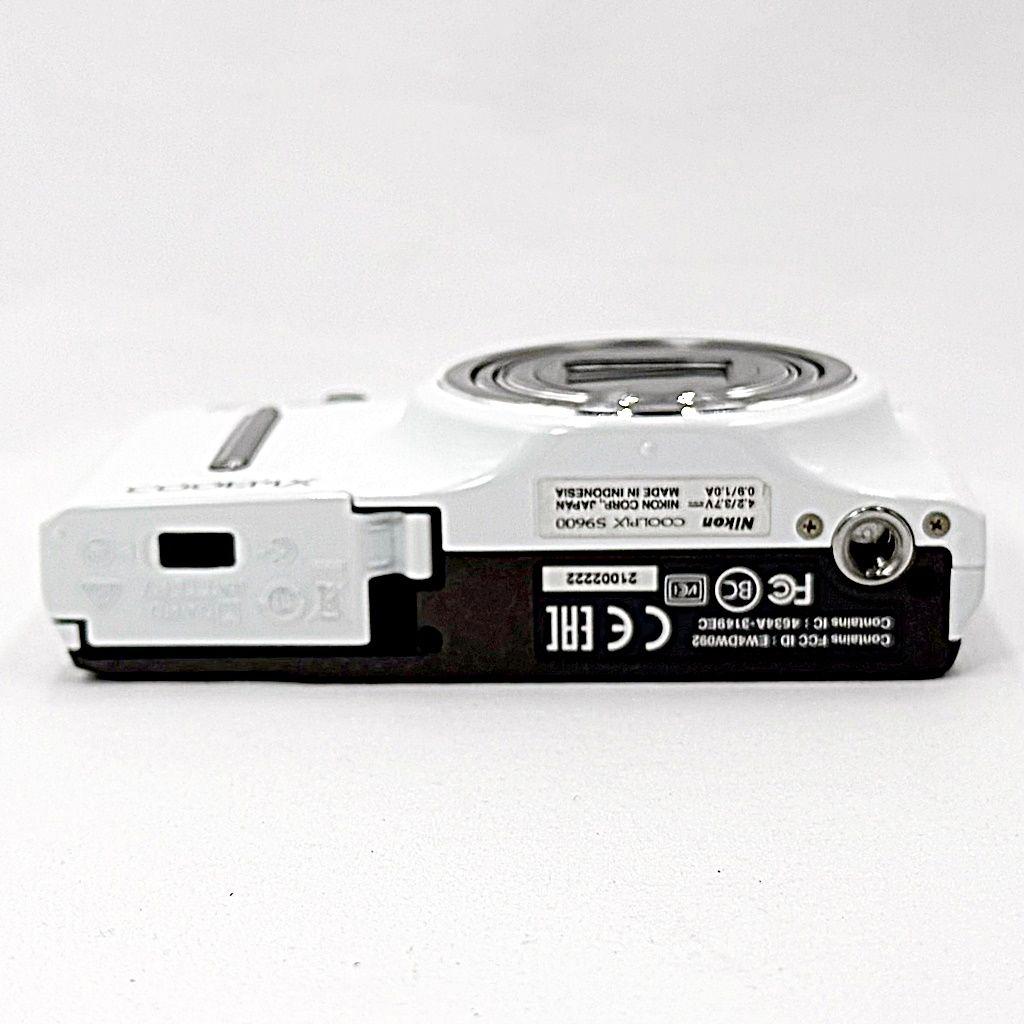 【美品】ニコン COOLPIX S9600 ホワイト コンデジ カメラ 中古