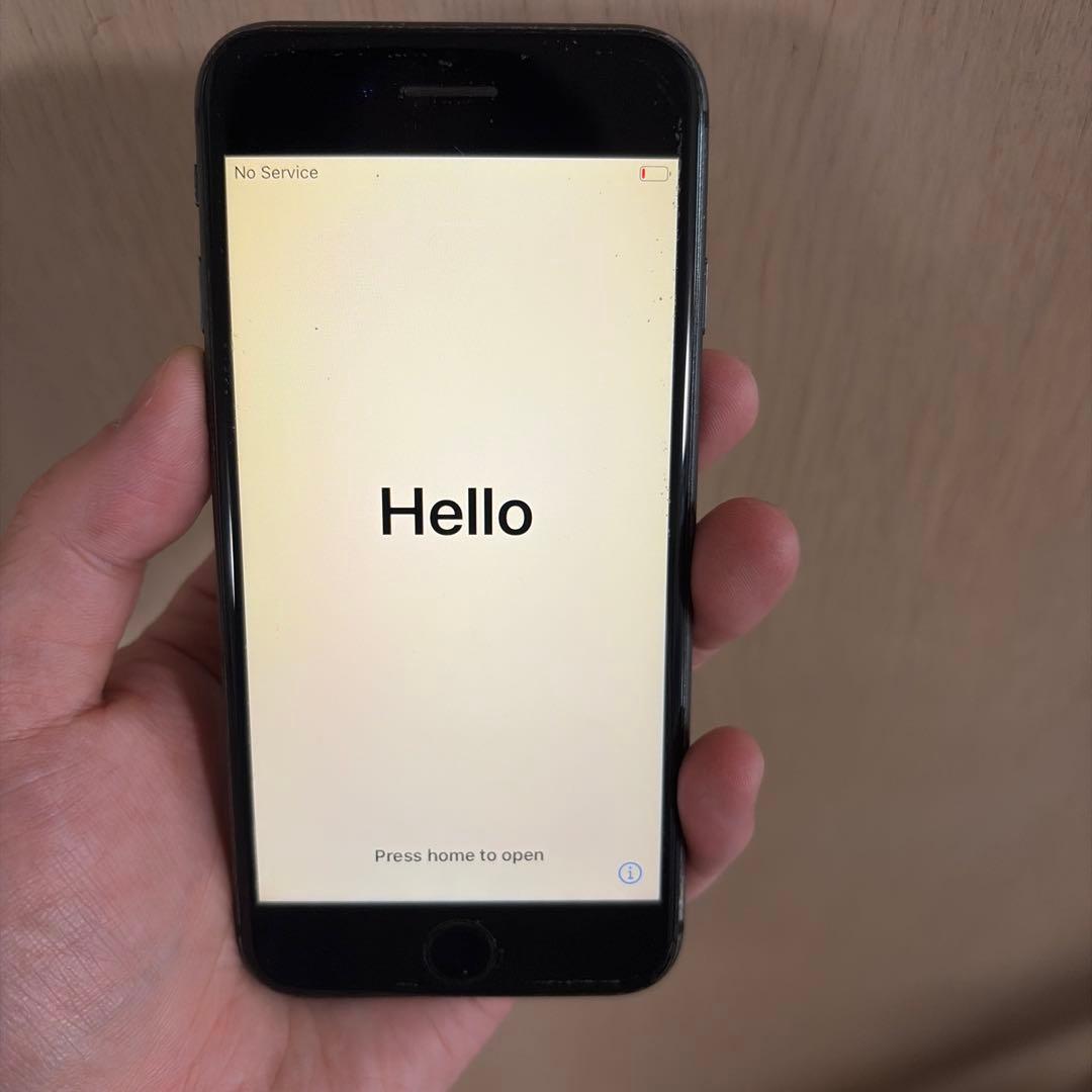 スマートフォン本体 Apple iPhone 8 64GB