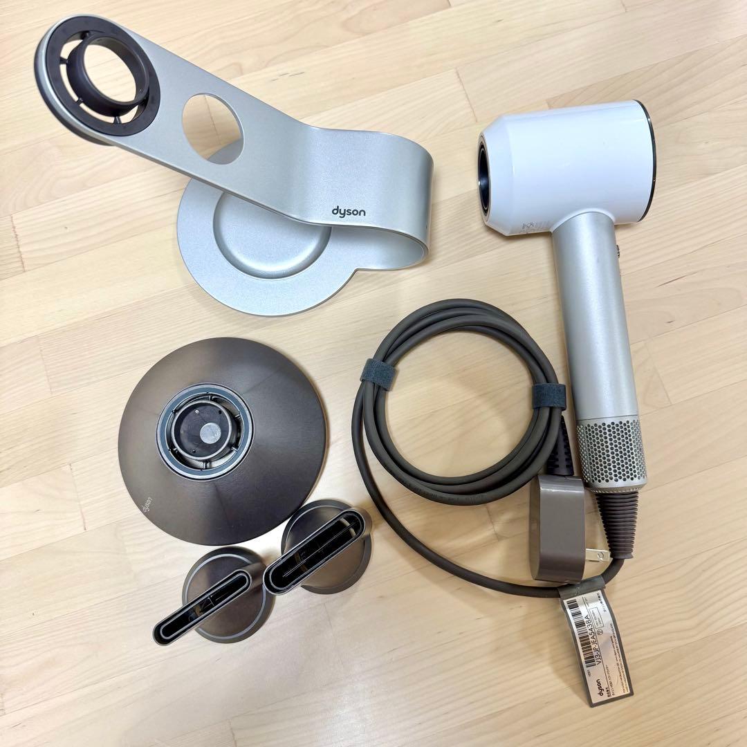 ダイソン ドライヤー Dyson HD01 ホワイト スタンド付き 動作確認済