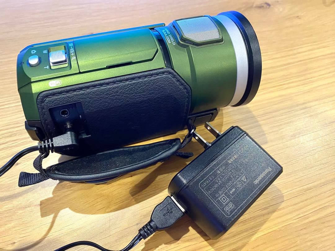 【よっしー】パナソニック 4Kビデオ HC-VX2M 【フォレストカーキ】