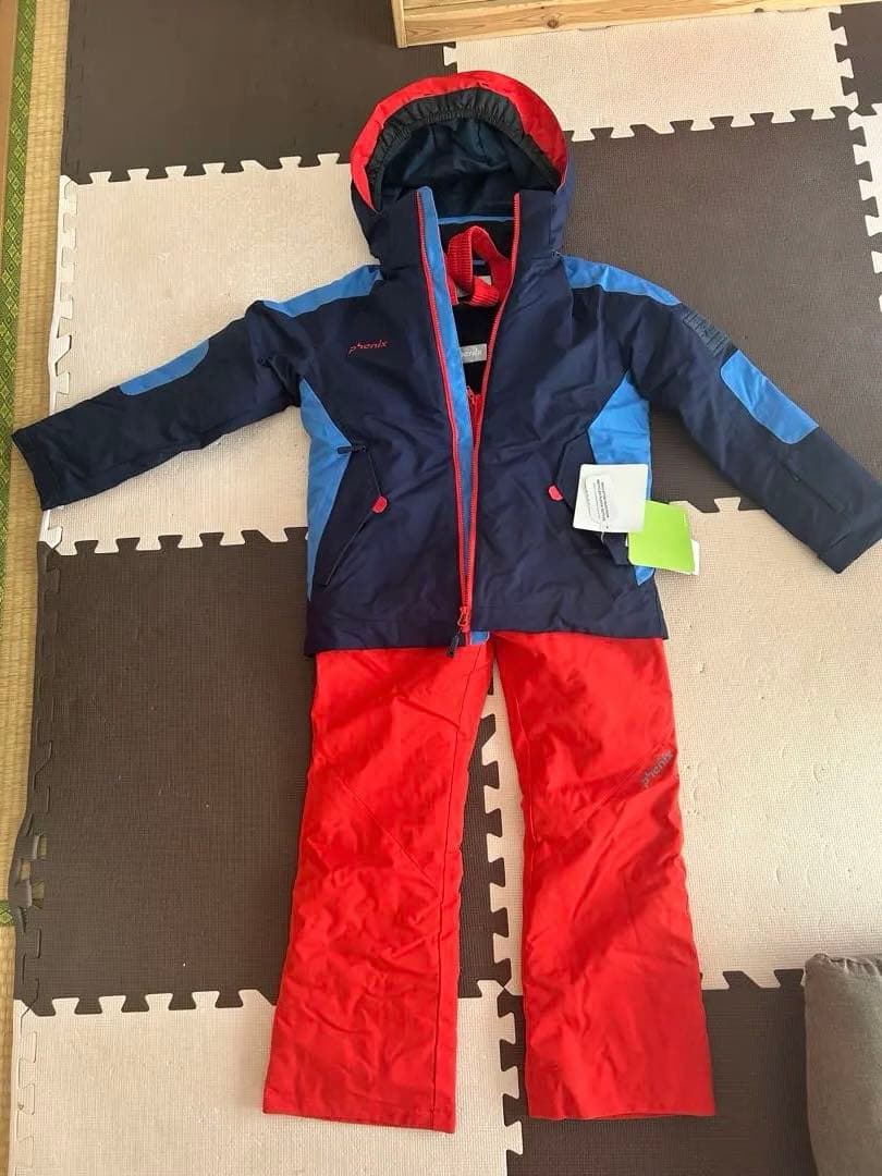 新品②　Phenix 子ども用スキーウェア 150cm(~170cm)