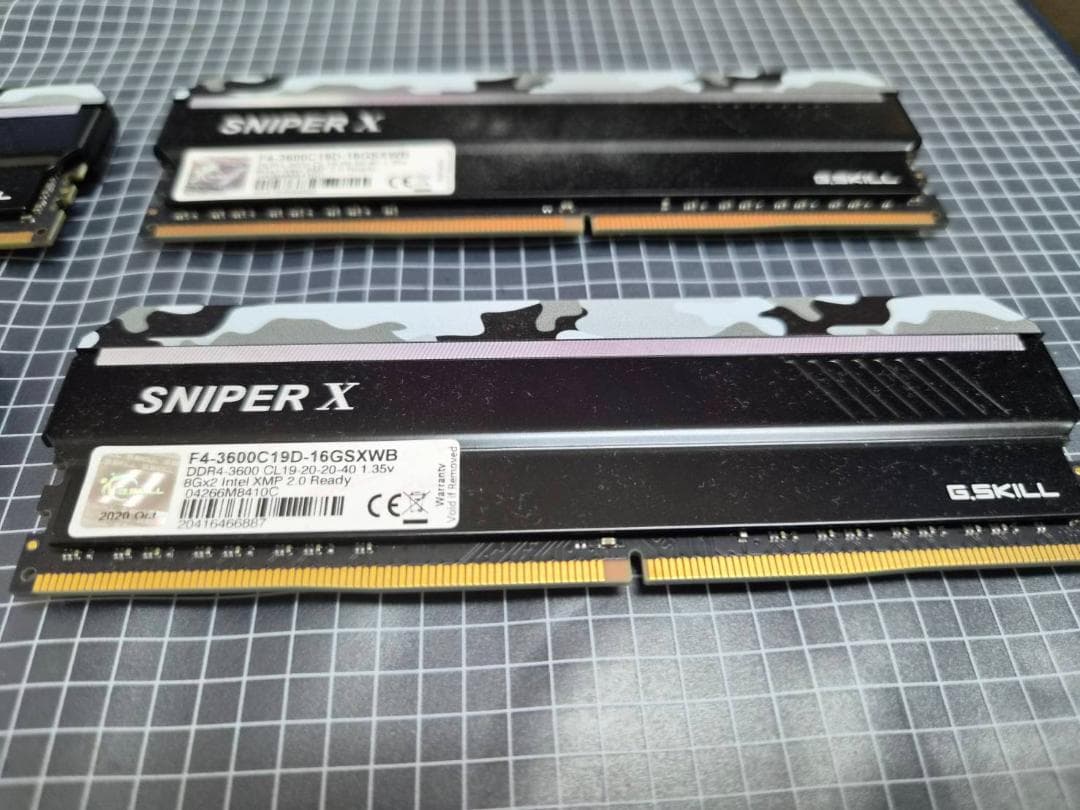 メモリー G.SKILL F4-3600C19D-32GSXWB