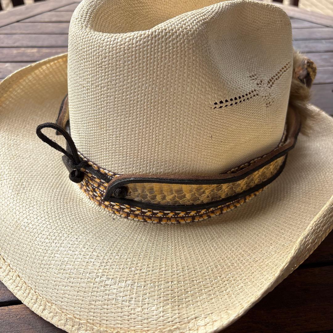 ガラガラ蛇のハットベルト、本物、蛇の剥製、蛇革