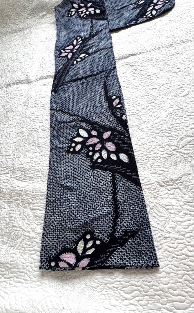 粋な大人の浴衣 ◆ 有松絞り 舞花文 優しい色のシンプルな柄