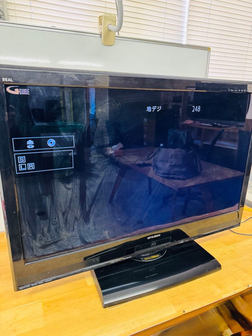 MITSUBISHI 三菱 テレビ 40型 地デジ Blu-ray内蔵 2010