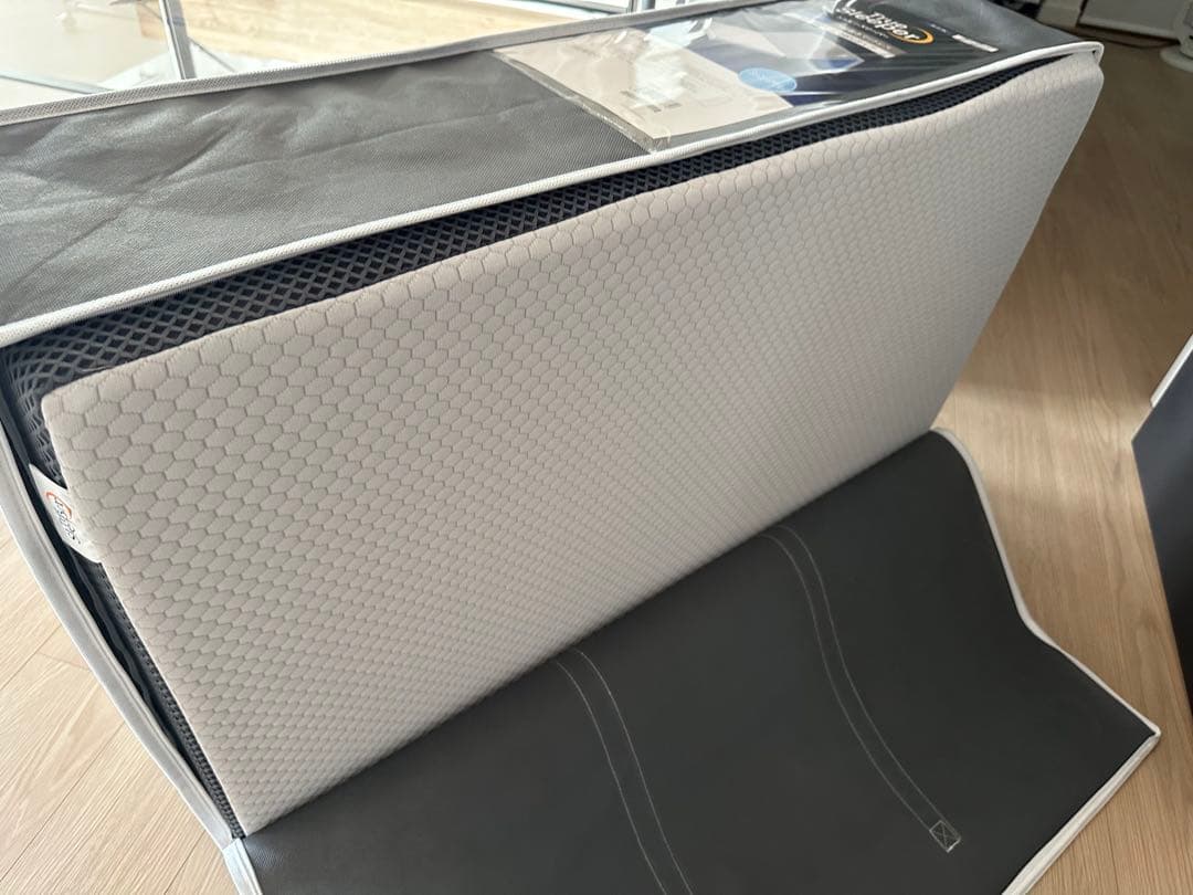 新品未使用トゥルースリーパーエアフリー三つ折りタイプ