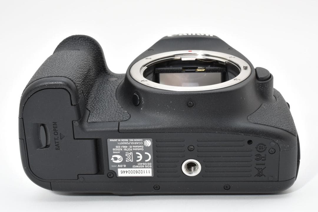 Canon キャノン EOS 6D ボディ◇ショット数、１万回前後 !!
