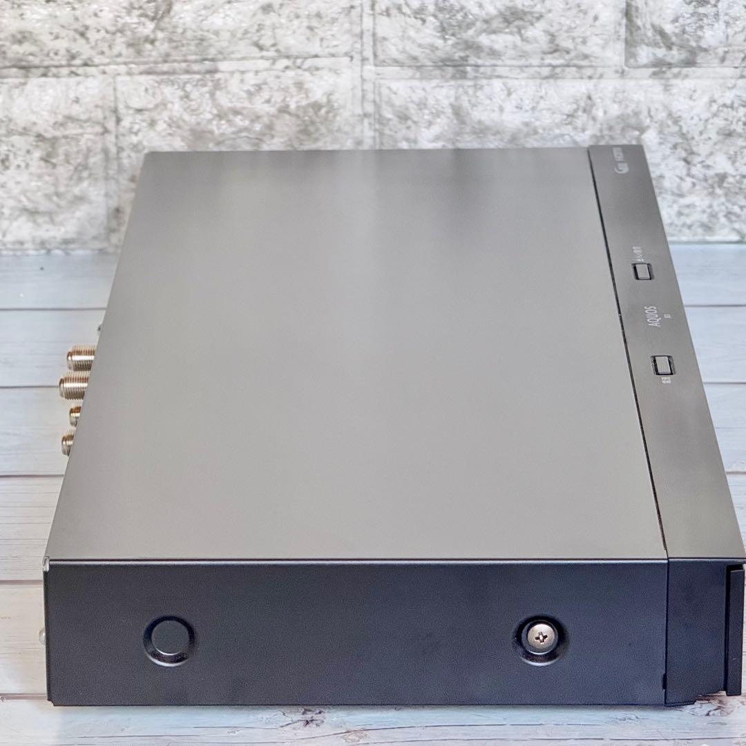 シャープ「アクオス・ブルーレイ」2B-C10DW1 HDD 1TB・2チューナー