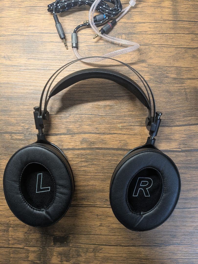 Kiwi Ears Atheia ヘッドフォン