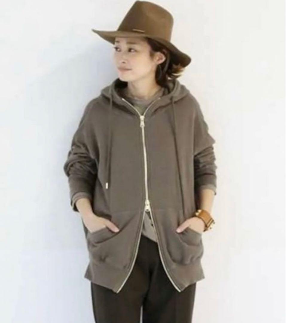 ドゥーズィエムクラス ⭐︎jerseyパーカー