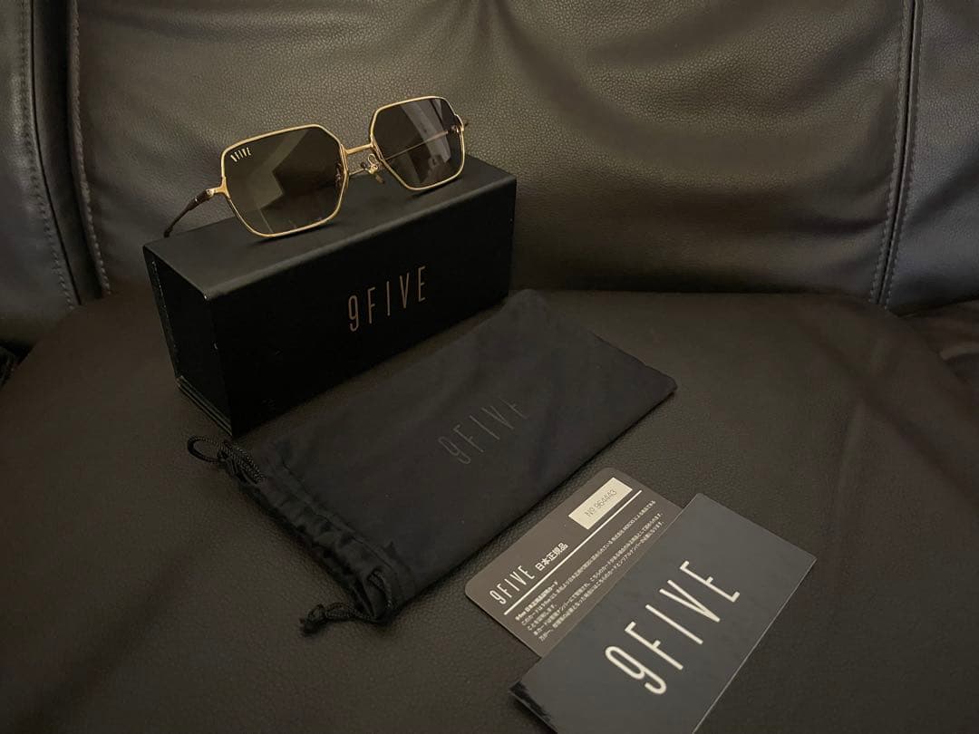 9FIVE サングラス