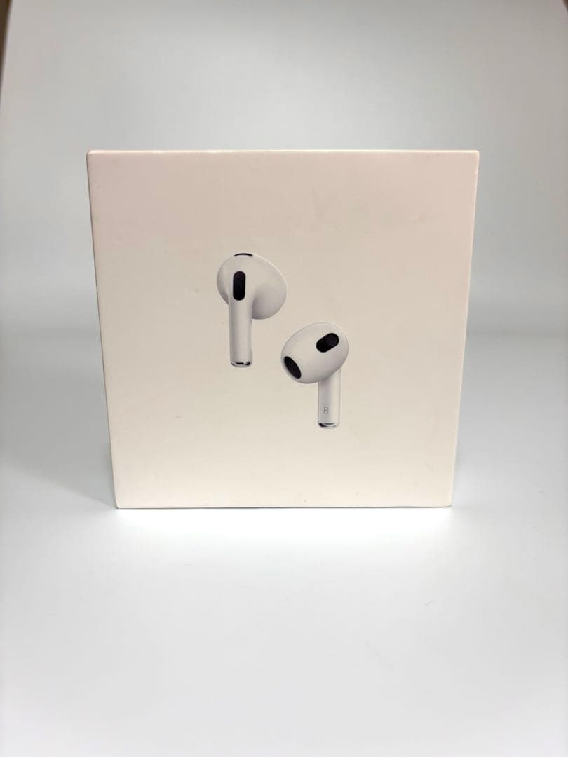 【純正】Apple AirPods 第3世代 充電ケース、ケーブル付き