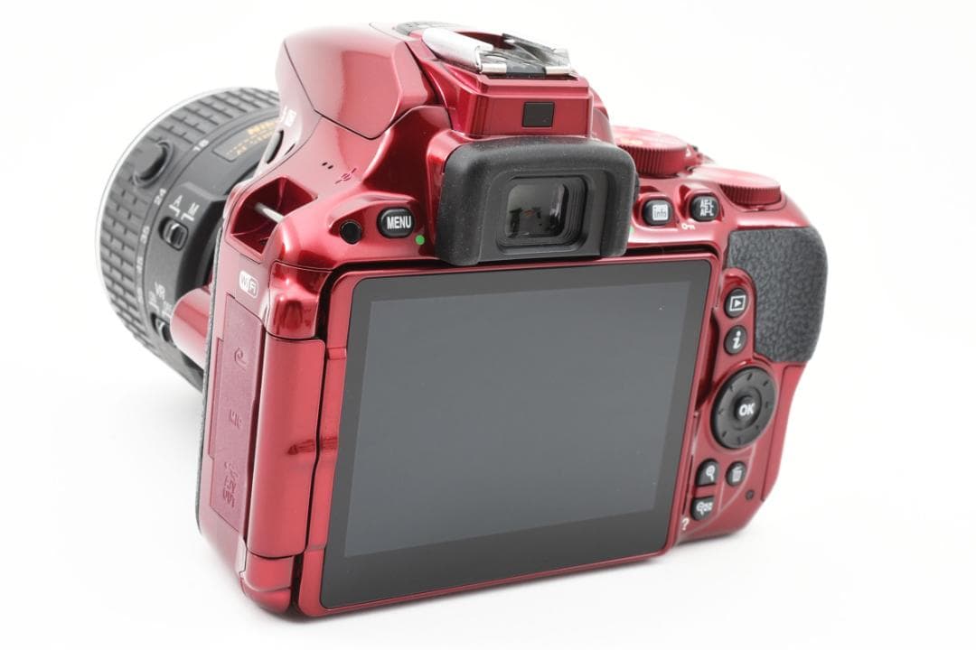 【美品】Nikon D5500 18-55 VRII kit レッド　動作確認済