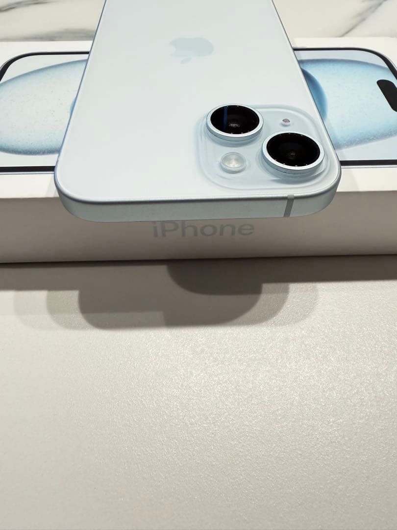 【美品】Apple iPhone 15 ブルー 128GB SIMフリー