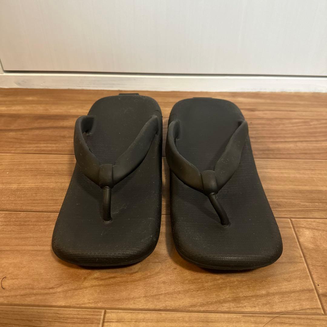 ゴエモン goyemon 「unda-雲駄-」サンダル Lサイズ 黒