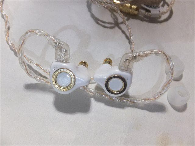 TFZ LIVE X リケーブル可能イヤホン