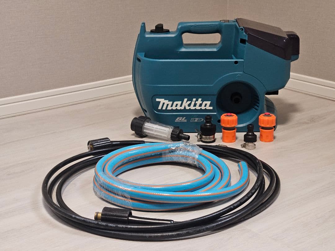 マキタ　ポータブル高圧洗浄機