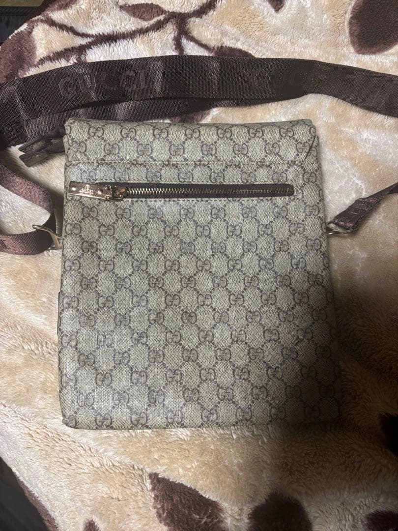 Gucci GGショルダーバッグ