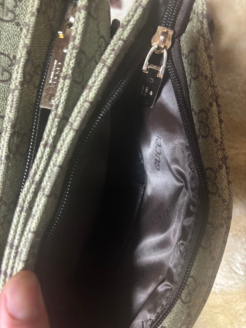 Gucci GGショルダーバッグ