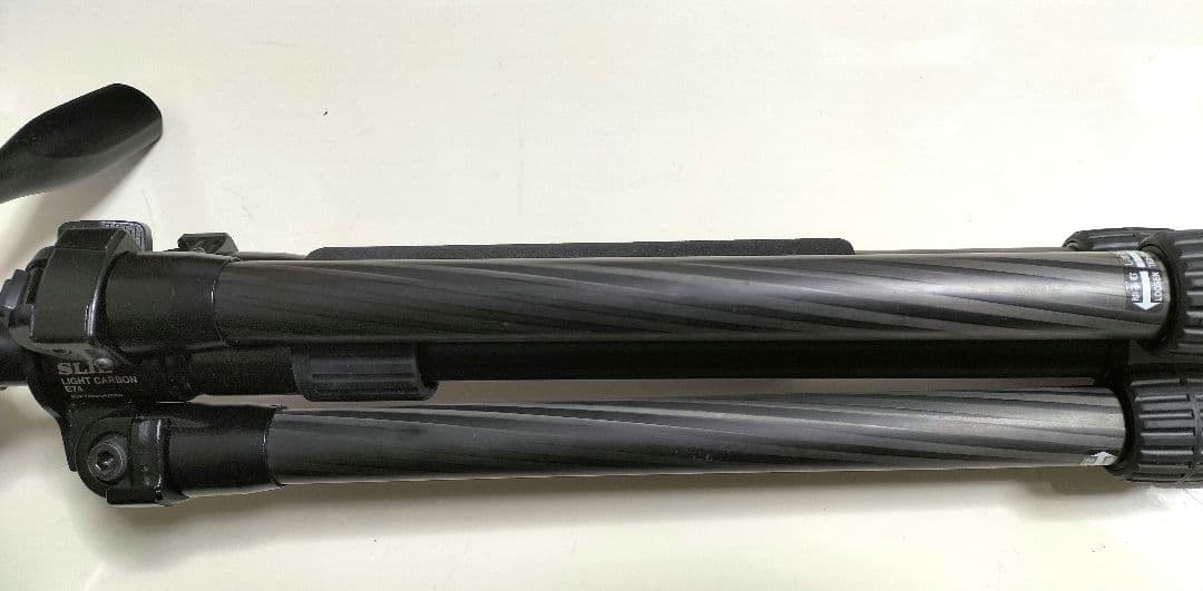 SLIK（スリック） カーボン三脚 E74 4段